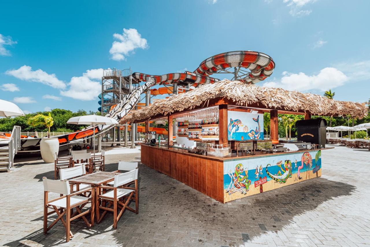 Ultra All Inclusive Mangrove Beach Resort, Curaçao 